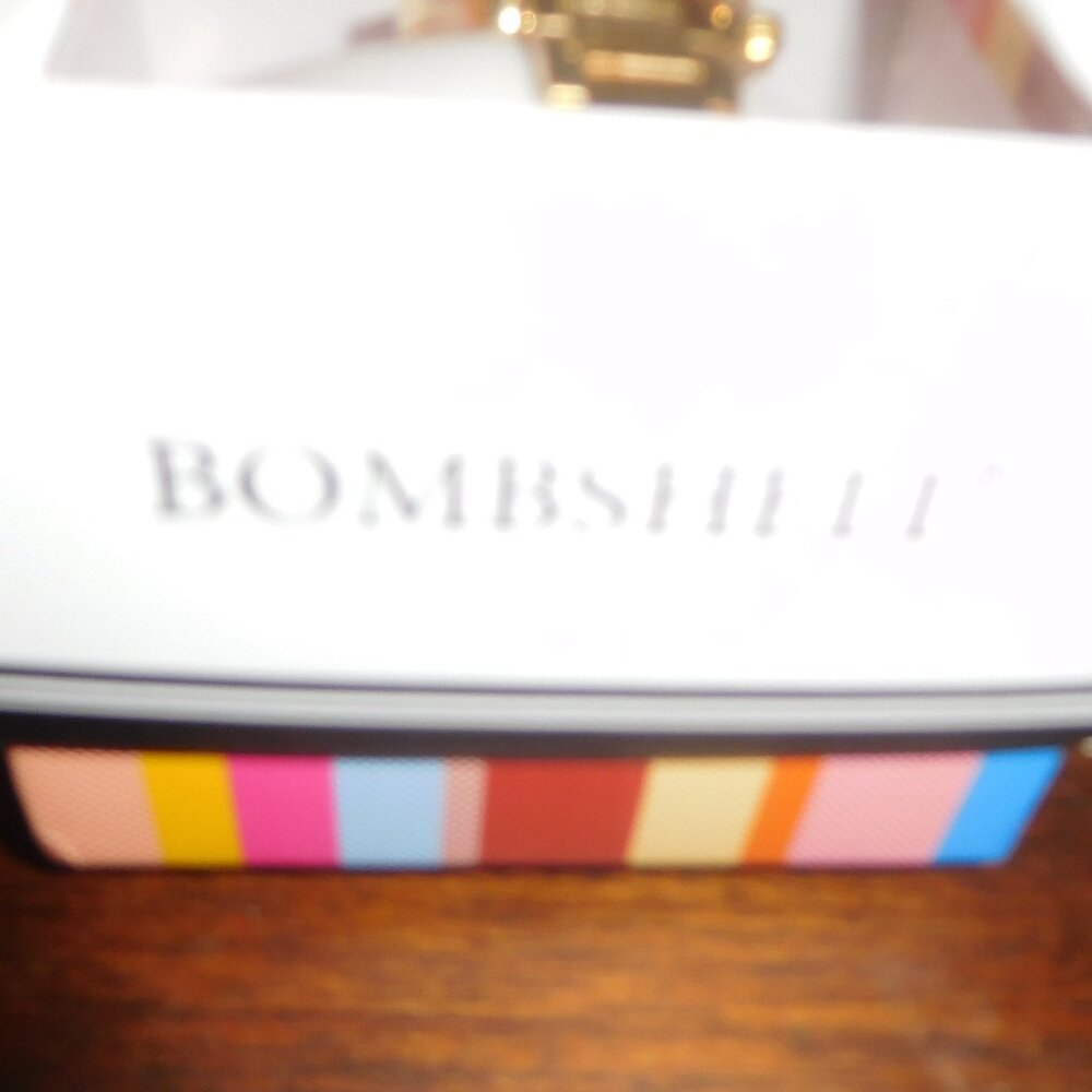 Bombshell Watch - Picture 2 of 3